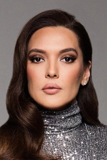 Demet Akalın - Actor Profile Photo