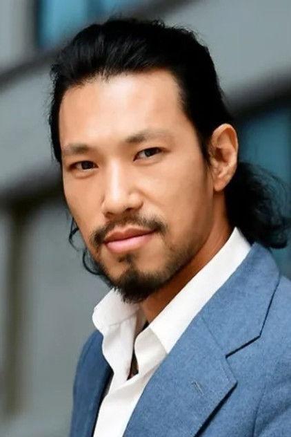 Min Kim - Actor Profile Photo