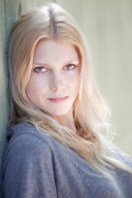 Lauren Schneider - Actor Profile Photo