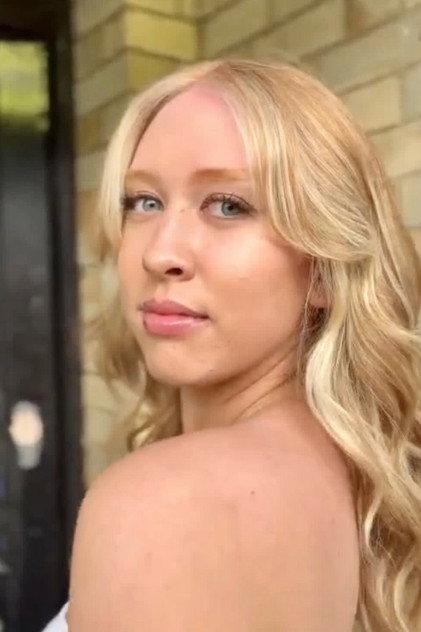 Molly Holman - Actor Profile Photo