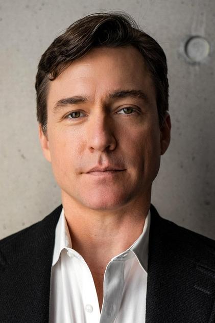 Alex Michael Stoll - Actor Profile Photo