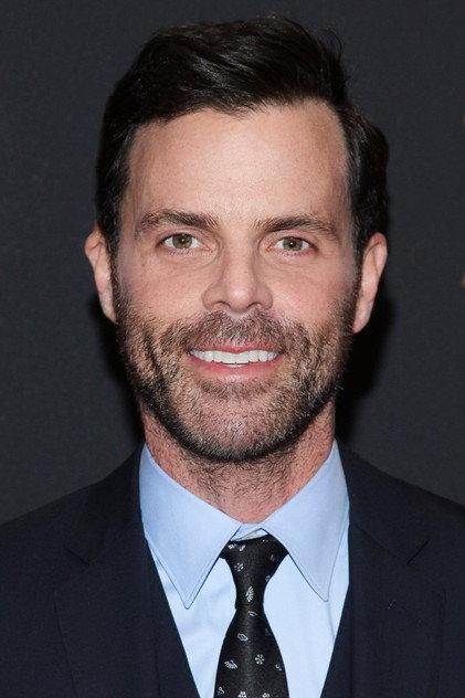 Alex Manette - Actor Profile Photo