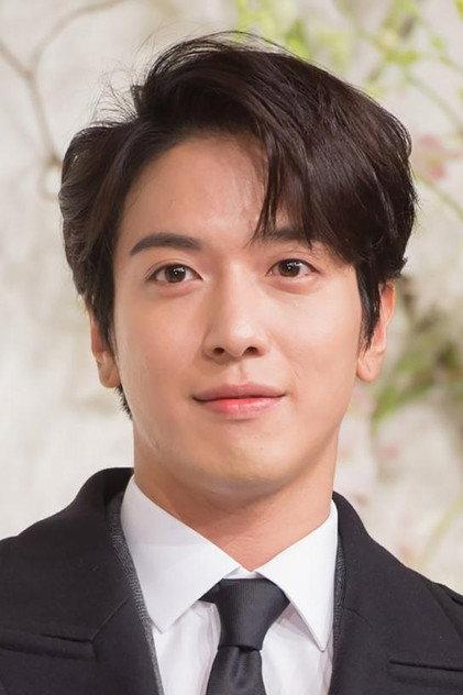 Jung Yong-hwa - Actor Profile Photo