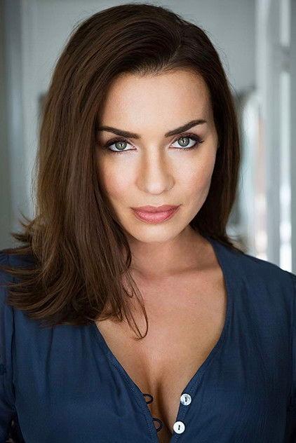 Rebecca Marshall - Actor Profile Photo