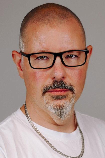 Mikael James - Actor Profile Photo