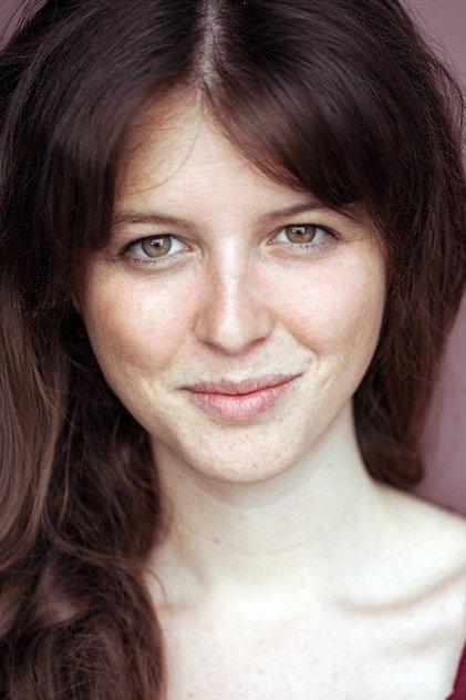 Caroline Marcos - Actor Profile Photo