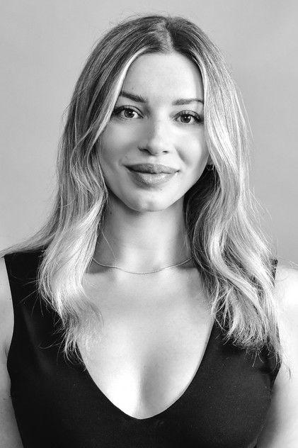 Sarah Sarandos - Actor Profile Photo