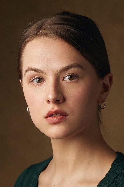 Elsa Langnäse - Actor Profile Photo