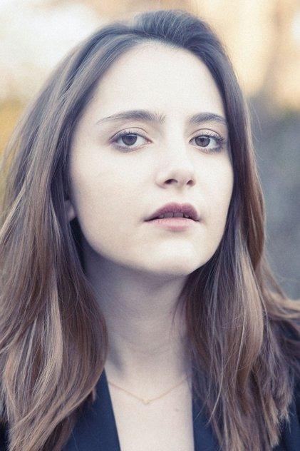 Alexa Nikolas - Actor Profile Photo