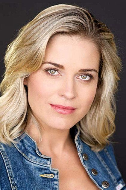 Alexandra Davies - Actor Profile Photo