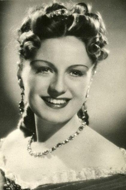 Éva Szörényi - Actor Profile Photo