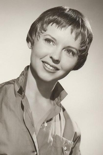 Molly McCart - Actor Profile Photo