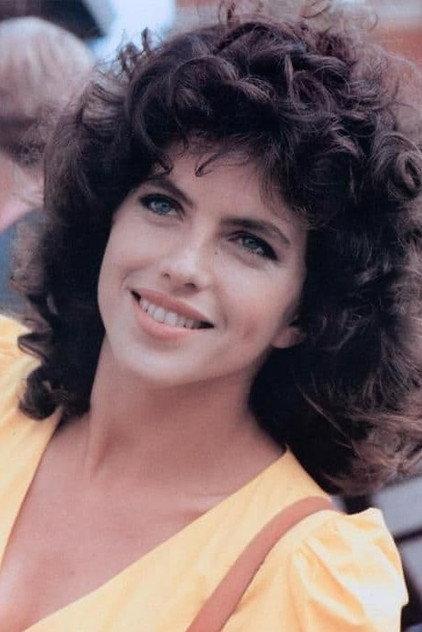 Clio Goldsmith - Actor Profile Photo