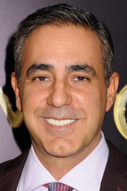 Ozzie Areu - Actor Profile Photo