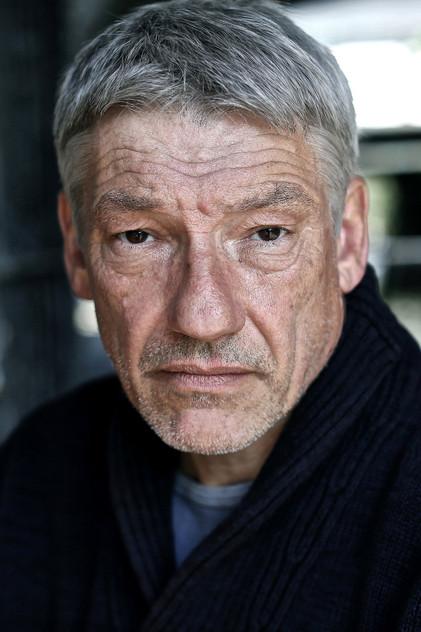 Simon Armstrong - Actor Profile Photo