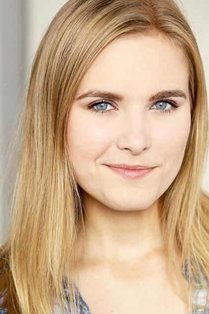 Olivia Hultgren - Actor Profile Photo