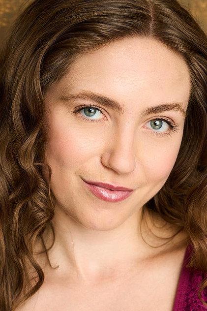 Alyssa Heyer - Actor Profile Photo