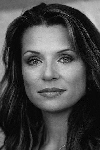 Anabelle D. Munro - Actor Profile Photo