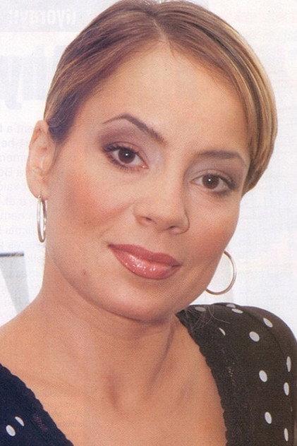 Zsuzsa Csisztu - Actor Profile Photo