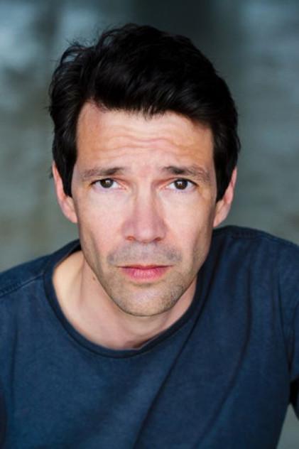 Arno Frisch - Actor Profile Photo