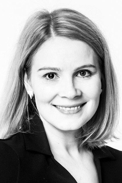 Pamela Tola - Actor Profile Photo