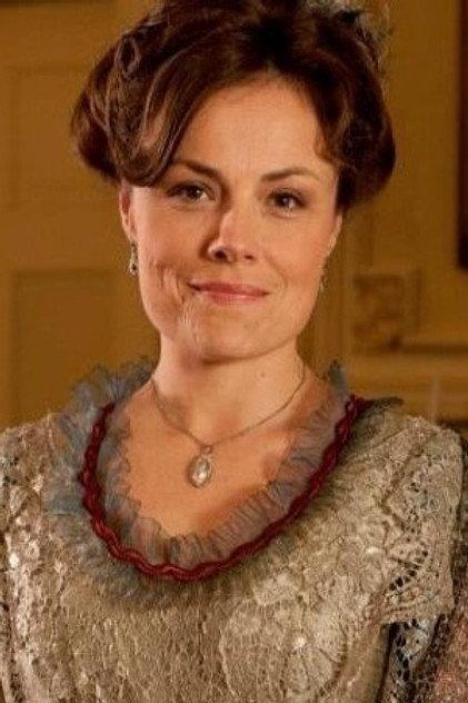 Arwen Humphreys - Actor Profile Photo