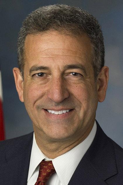 Russ Feingold - Actor Profile Photo