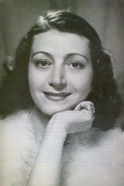 Eleni Papadaki - Actor Profile Photo