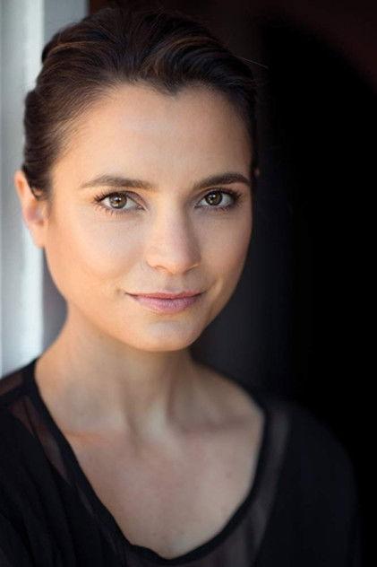 Jessica Tovey - Actor Profile Photo