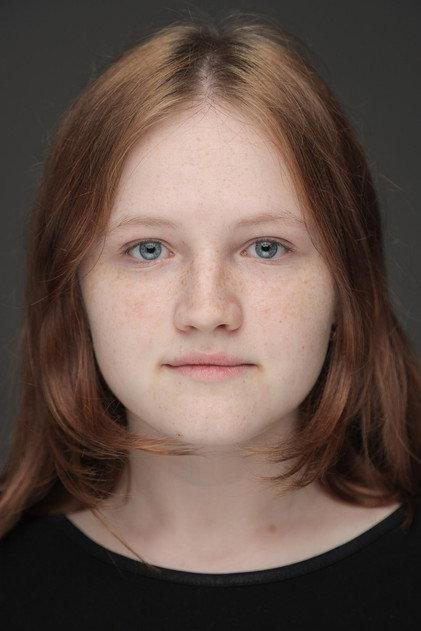 Polina Stepanova - Actor Profile Photo