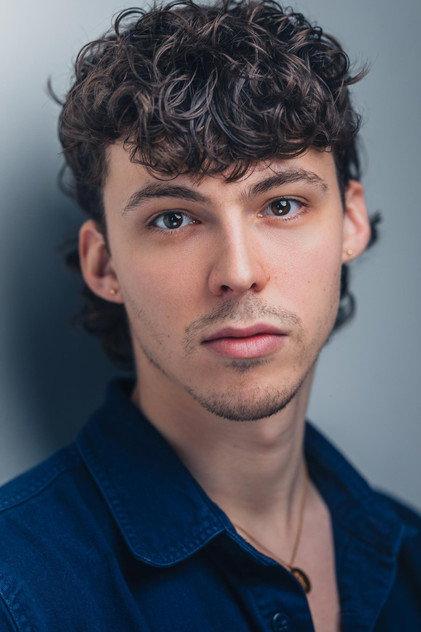 Peter Sarty - Actor Profile Photo