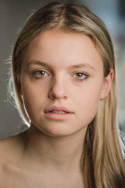 Emilie Reid - Actor Profile Photo