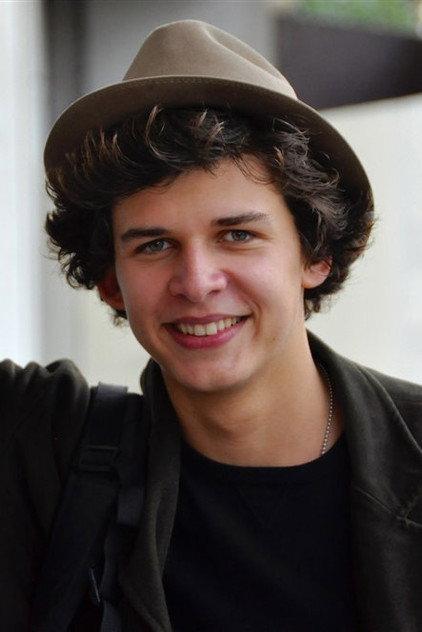 Oscar Berthe - Actor Profile Photo