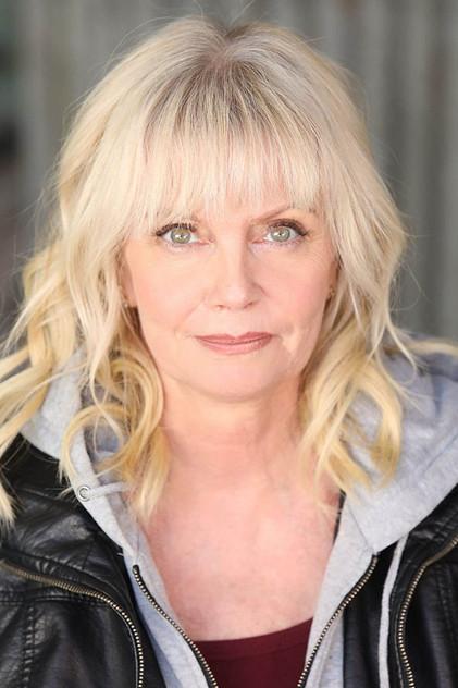 Jennifer Edwards - Actor Profile Photo