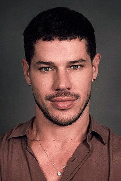 José Loreto - Actor Profile Photo