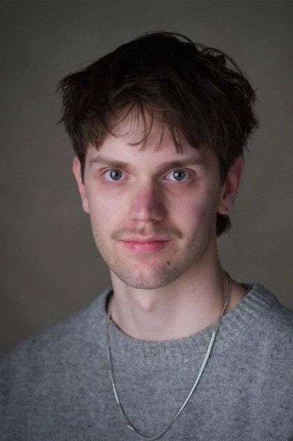 Julian Kniest - Actor Profile Photo