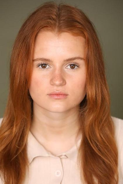 Maggie Elizabeth Jones - Actor Profile Photo