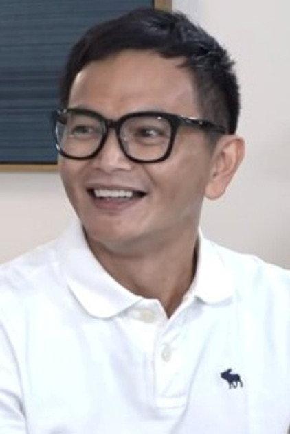 Yosi Project Pop - Actor Profile Photo