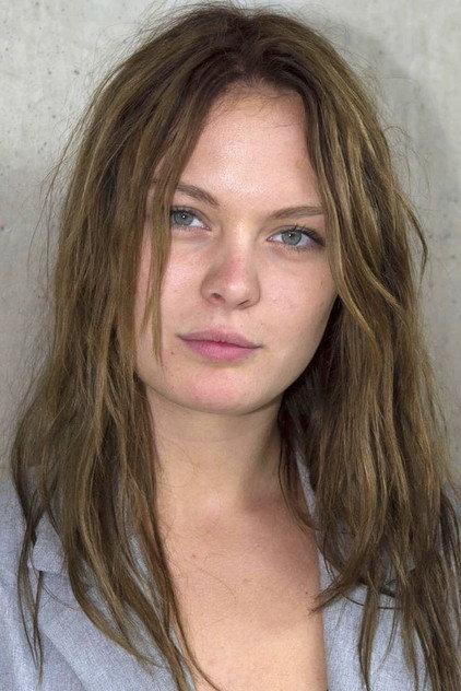 Linda Molin - Actor Profile Photo