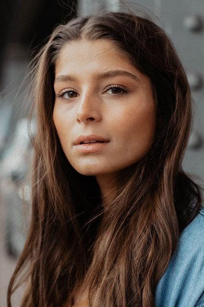 Lara Aylin Winkler - Actor Profile Photo