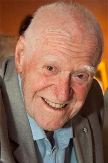 Antony Holland - Actor Profile Photo