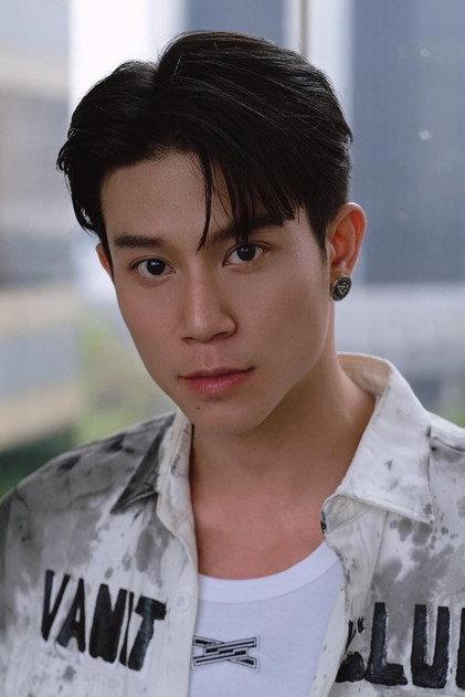 Thawatchanin Darayon - Actor Profile Photo