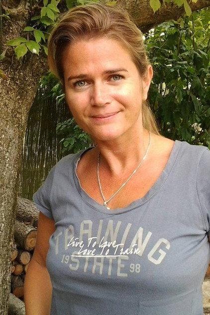 Julie Glenn - Actor Profile Photo
