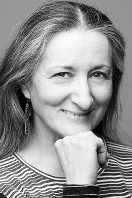 Ana Laguna - Actor Profile Photo