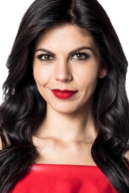 África Zavala - Actor Profile Photo