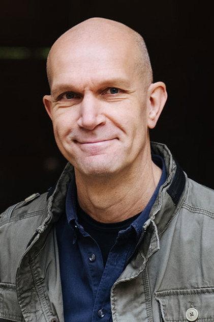 Henrik Hjelt - Actor Profile Photo