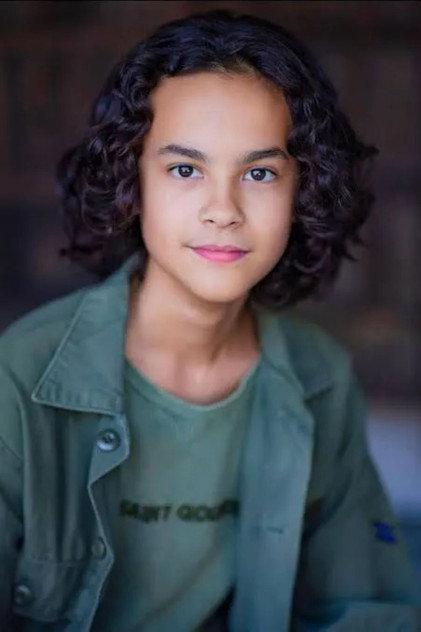 Oliver De Los Santos - Actor Profile Photo