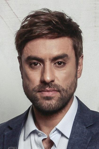 Alvaro Gomez - Actor Profile Photo