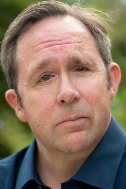 Simon Startin - Actor Profile Photo
