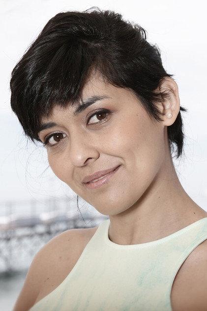 Paola Lattus - Actor Profile Photo